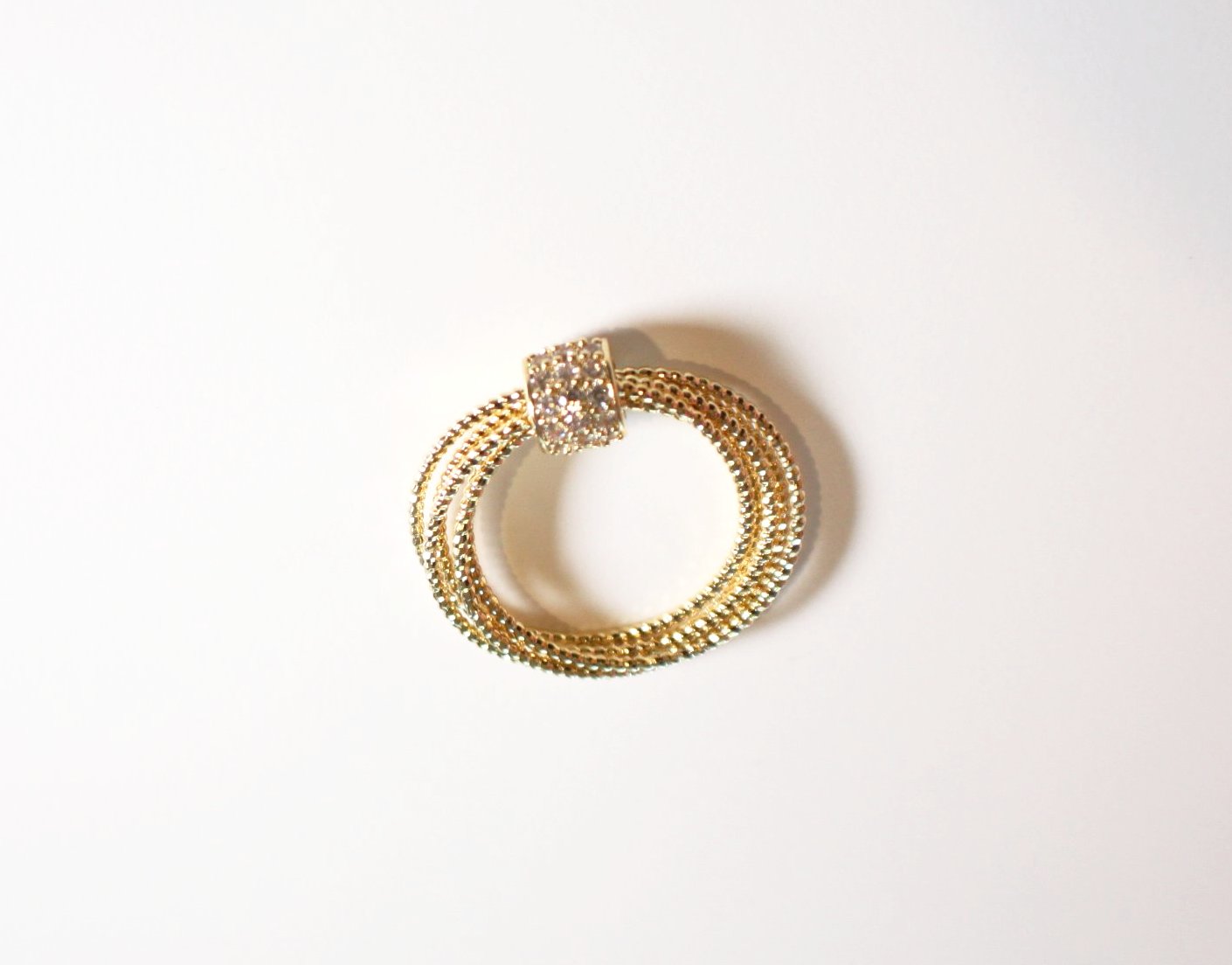 Twist Ring